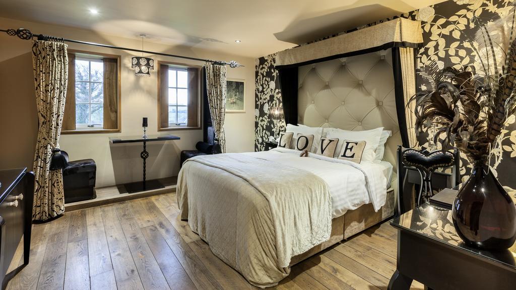 Glenskirlie Castle Hotel Banknock Exteriér fotografie